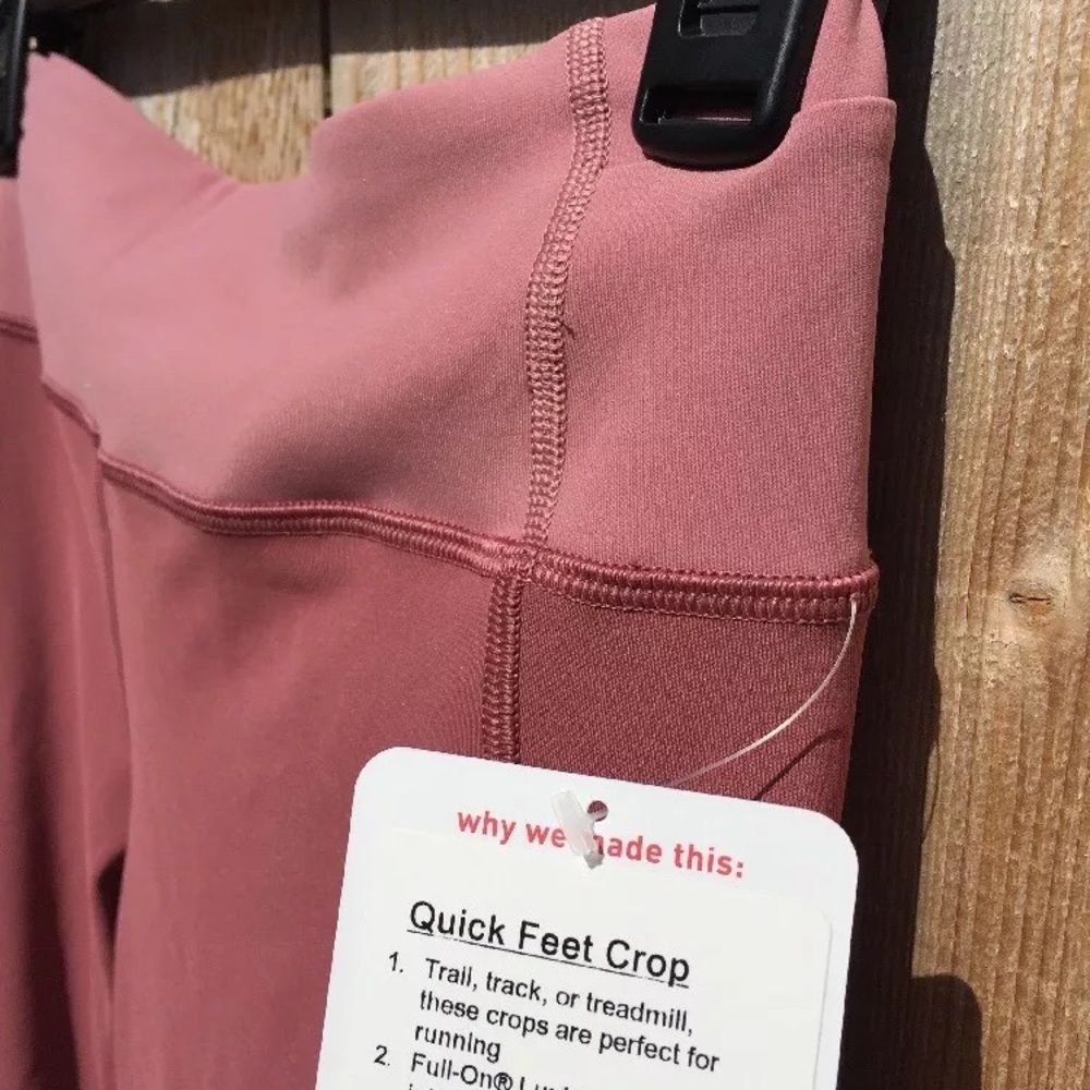 Lululemon quick feet crop new 10